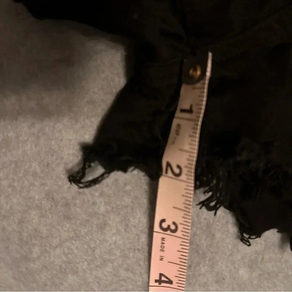 Kancan Women's Black Frayed Hem denim Short size W5 26 - Picture 5 of 7